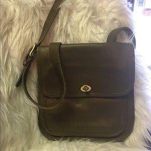 Vintage Coach Saddlebag purse, like new condition